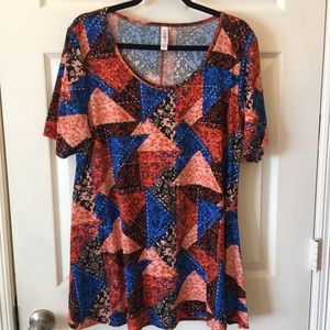 XL LuLaRoe Perfect Tee - Excellent Condition!